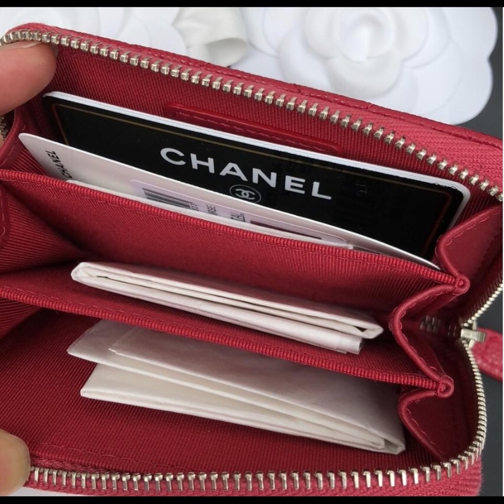 Chanel mini o case - Picture 4 of 8